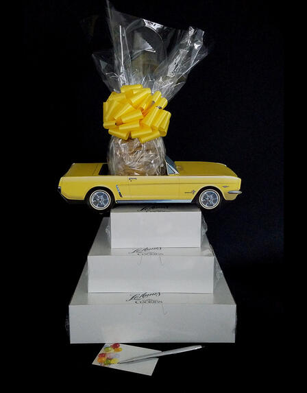 Super Tower - Yellow Classic Car - Clear Cellophane - Yellow Bow