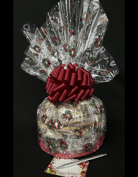 Medium Cellophane - Holiday Wreaths Cellophane - Red Bow - 24 Cookies and Brownies